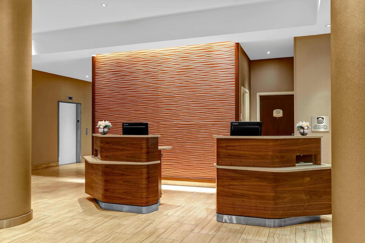 Courtyard Manhattan/upper East Side 3*